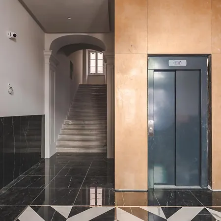 Lägenhet Centro Di Elegante In Ponterosso Trieste